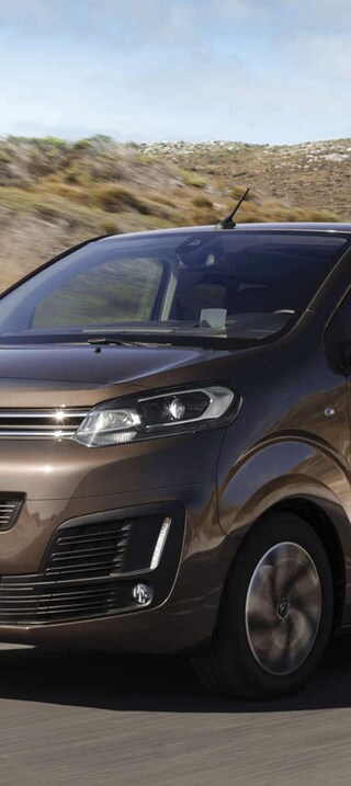Citroën SpaceTourer coloris Brun Rich oak en route 